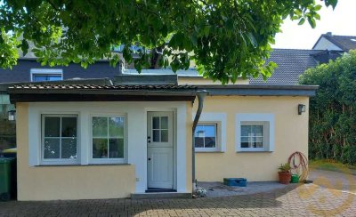 Top Sanierte DHH mit zwei Wohnungen und Anbau sucht Kapitalanleger in MH-Heißen
