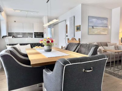 Reserviert - Direkt am Deich - Moderne Doppelhaushälfte mit PV-Anlage & Wintergarten auf Nordstrand