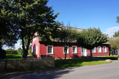 Lieper Winkel: Helle 3-Zimmerwohnung mit Loggia und Gartennutzung