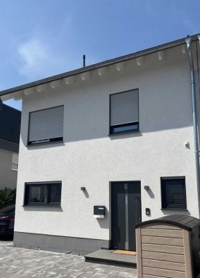 Moderne Doppelhaushälfte