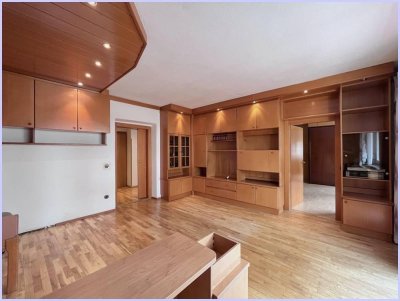 Provisionsfrei: Gemütliche Wohnung 85m2, zentrale ruhige Lage, 2 SZ, Loggia, nähe Citypark.