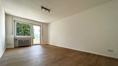 Schicke WG-Wohnung. 2 helle Zimmer mit
TOP-Badezimmer und moderner Küche auf
51 m². Stellplatz.
