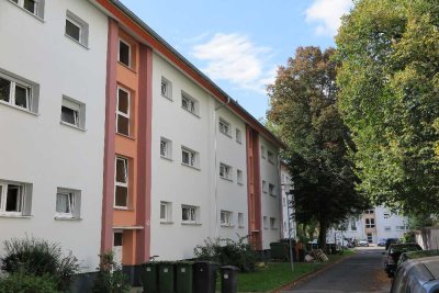 Schöne 1 ZKB Wohnung mit großzügigen Balkon