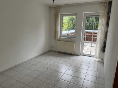Helle 2-Zimmer-Wohnung mit Dachterrasse in Köngernheim – Ideal für Singles