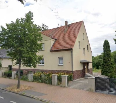 (aktuell in Sanierung) 2-Raum-Wohnung im Erdgeschoss (Anfragen bitte nur per Mail)