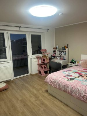 Neubauwohnung mit Balkon &amp; Tiefgaragenplatz in Rohrbach-Berg – absofort!