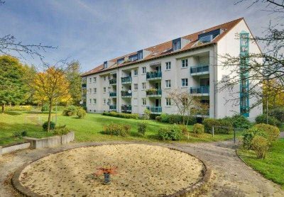 2-Zimmer-Dachgeschosswohnung  NUR für  2-Personen Haushalt  und ausschließlich mit WBS in ruhiger La