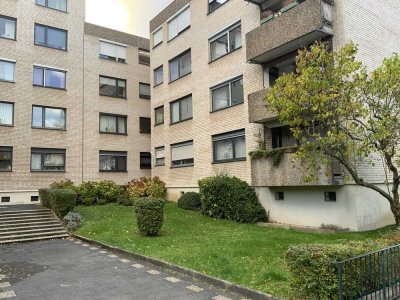 Helle 3-Zimmer Wohnung mit Balkon und Tiefgaragen in Frechen-Königsdorf von Privat