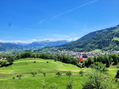 Neuwertige 4-Zimmer-Wohnung nahe Stadtzentrum & Natur, von privat