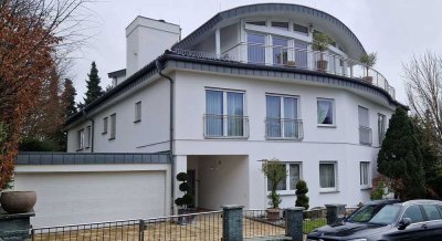 A-Lage Wiesbadener Sonnenberg. Inventar kann OHNE AUFPREIS übernommen oder vom KP abgezogen werden.