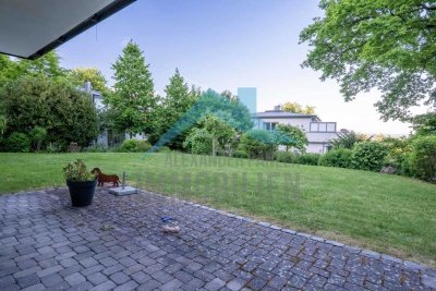 Hochwertige 4 ZKB-Wohnung mit Terrasse & Gartennutzung - barrierefrei - direkt am Bergpark gelegen!