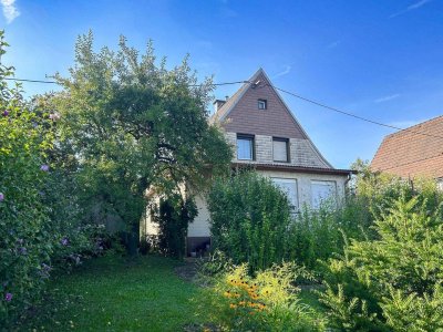 Ruhig, grün, perfekt – 4-Zimmer-Haus mit Garage und Garten in Keferfeld