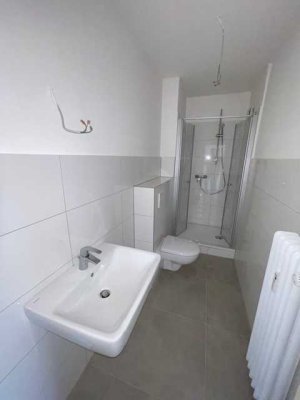 Zentrale Lage zum Hauptbahnhof: komplett sanierte 1 Zimmer-Wohnung mit Balkon!!!