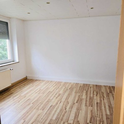 Stilvolle 3-Zimmer-Altbauwohnung in zentraler Lage