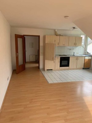 Praktische 1 -Zi.-Whg. in Niefern-Öschelbronn!