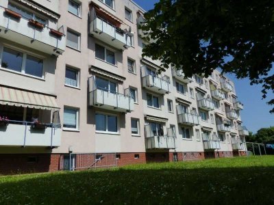 Nette Mieter für 3 Raumwohnung gesucht! Kleine Küchenzeile vorhanden.