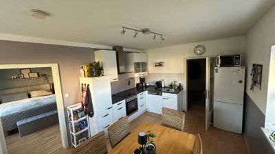 EG-Wohnung mit Balkon ca. 90m2 in Tegernheim