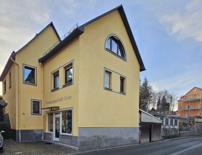 Wohnen und Arbeiten unter einem Dach - Ein- oder Zweifamilienhaus im Zentrum von Bockau