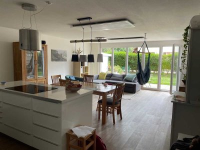 Geräumige 5-Zimmer Maisonette in Waldkirch mit Terrasse und Gärtchen