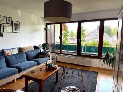 Schöne 2,5-Zi.-Wohnung mit Balkon und TG-Stellplatz