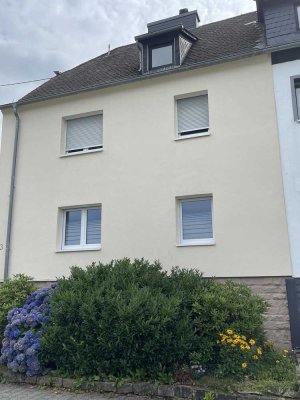 Ansprechende 3-Zimmer-Wohnung mit gehobener Innenausstattung mit EBK in Hermeskeil