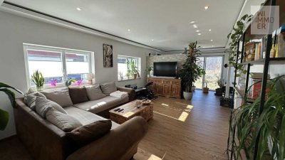 Saniertes Zweifamilienhaus in Garching an der Alz!