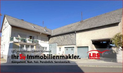 Traumhaftes Landanwesen mit Gartenparadies, Reithalle & Stallungen