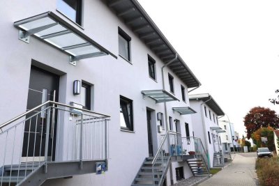 Modernes Reihenmittelhaus mit 5 Zimmern, Terrasse und Garten in Schongau
