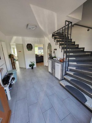 Ein Zuhause mit Herz – Charmantes Einfamilienhaus mit Einliegerwohnung in ruhiger Lage von Öhringen