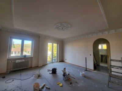 Altbauwohnung mit Siebengebirgsblick und Stuckdecken