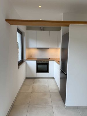 Frisch saniertes Apartment mit Terrasse und EBK