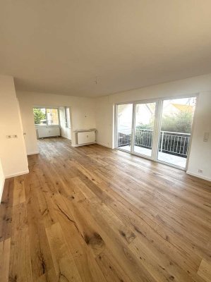 3-Zimmer-Erdgeschosswohnung mit Garten, Balkonen & Einbauküche – ideal für Paare oder Familien