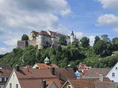Sensationeller Schlossblick - 3-Zi.-Whg. in der Stadtmitte mit großer Terrasse und Stellplatz