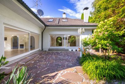 QVIII - CHARMANTE VILLA IM GRÜNEN MIT VIEL POTENTIAL