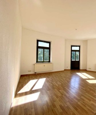 Helle 1-Raumwohnung mit Balkon und Stellplatz zu vermieten