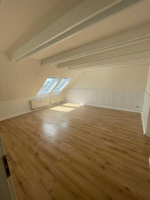 Helle 2-Zimmer-Dachgeschosswohnung in Chemnitz