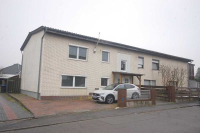 !!! Bieterverfahren !!! Doppelhaushälfte mit Garten in WOB-Neindorf