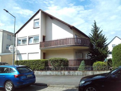 Schöne 4 Zimmer Wohnung in Weinheim / West