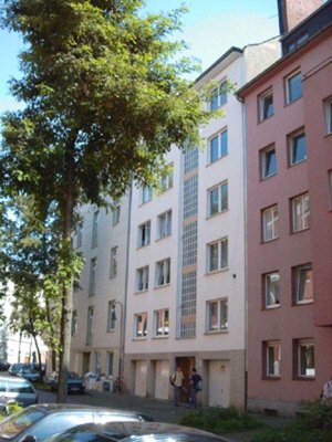 Nicht WG geeignet / Geschmackvoll möblierte 2 Zimmerwohnung mit Balkon in Aachen