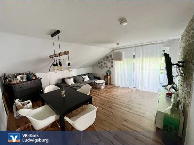 Moderne 3-Zimmer-Dachgeschosswohnung mit Balkon