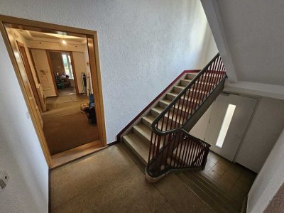 Schöne Familienwohnung mit
4 Zimmern und Garten in ruhiger, aber
zentraler Lage von Stuttgart Ost