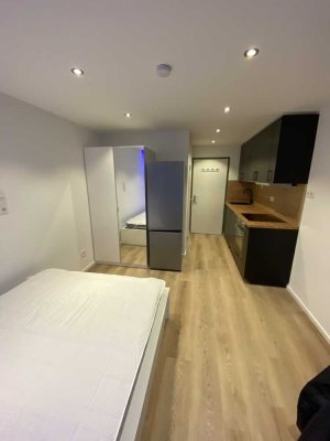 Erstbezug - frisch renovierte 1-Zimmer-Wohnung ab Juli verfügbar!