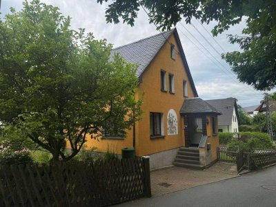 Gemütliches Einfamilienhaus in Auerbach!