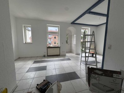 Frisch renovierte 2-Zimmer-Wohnung in gepflegtem Wohnhaus