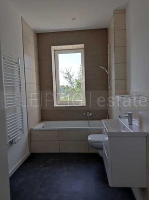 *Wohnen auf Zeit*vollmöblierte 4 RWG mit Balkon*uvm.