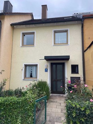 Gemütliches Reihenmittelhaus mit 4 Zimmern in München-Obermenzing