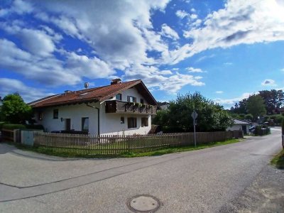 DOPPELHAUSHÄLFTE in ruhiger Lage