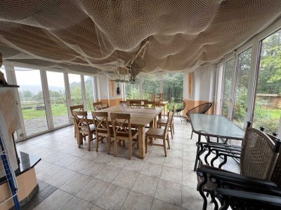 Ferienhaus mit vier Wohneinheiten in Buschvitz und Wasserblick
