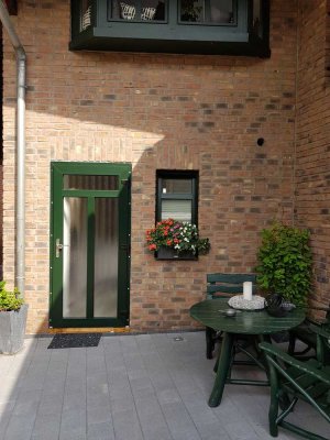 Exklusives, möbliertes 1-Zimmer-Appartement mit Einbauküche in Bedburg