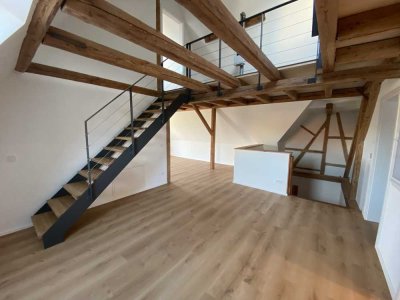 Vollständig renovierte 3,5-Raum-Wohnung mit Balkon und Einbauküche in Herrenberg